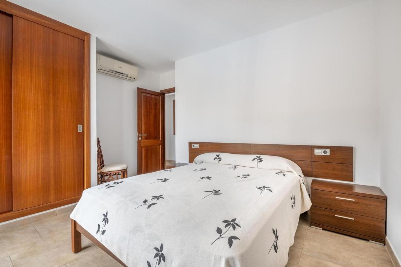 Apartaments Vaixell ซานตานยี ภายนอก รูปภาพ